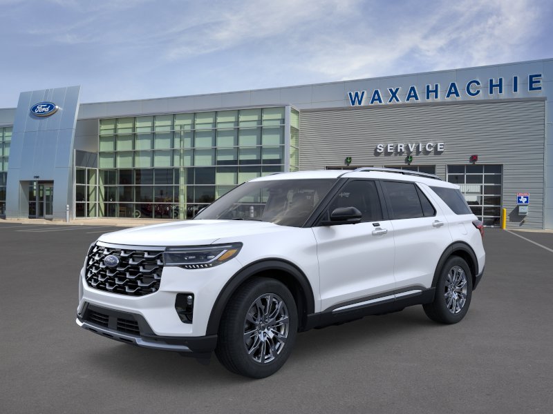 2026 Ford Explorer Platinum's photo