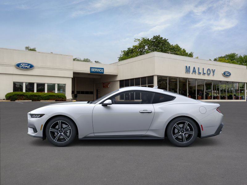 2025 Ford Mustang EcoBoost photo 3