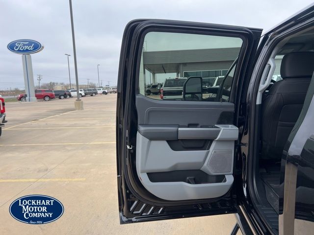 2025 Ford F-250 Super Duty XLT - Photo 74