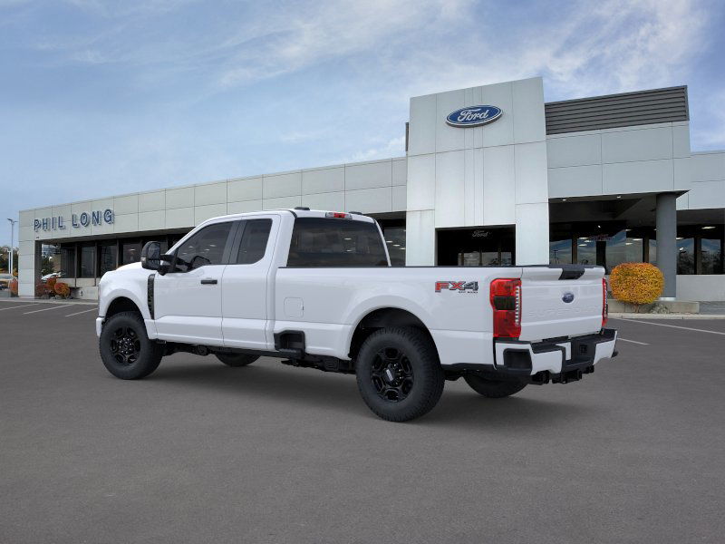 2025 Ford F-250 photo 4