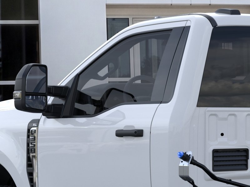 2026 Ford F-350 Super Duty Chassis Cab XL - Photo 42