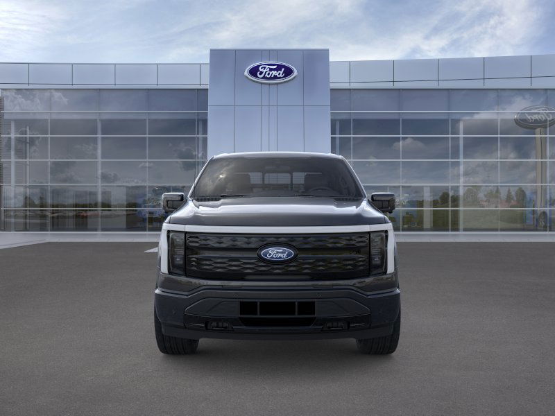 2025 Ford F-150 Lightning Platinum photo 8