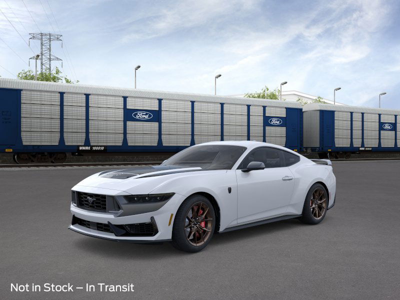 2026 Ford Mustang Dark Horse's photo