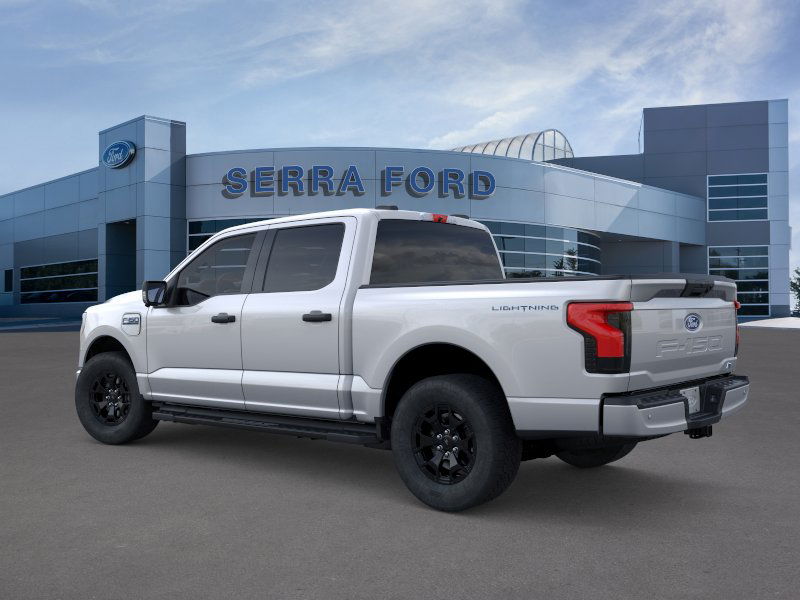 2025 Ford F-150 Lightning XLT photo 4