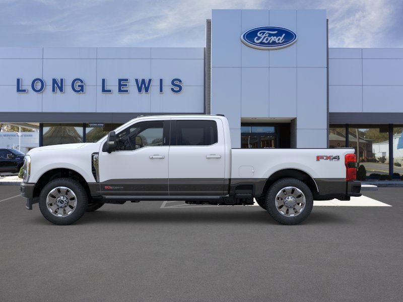 2025 Ford F-350 photo 3