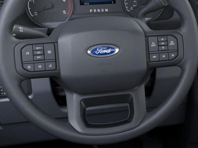 2025 Ford F-550 Super Duty Chassis Cab XLT - Photo 34