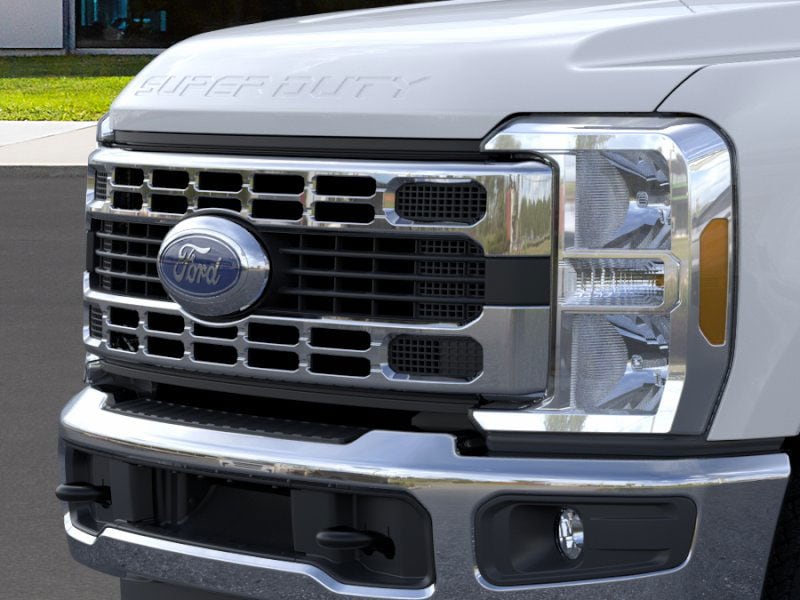 2026 Ford F-350 Super Duty XLT - Photo 17