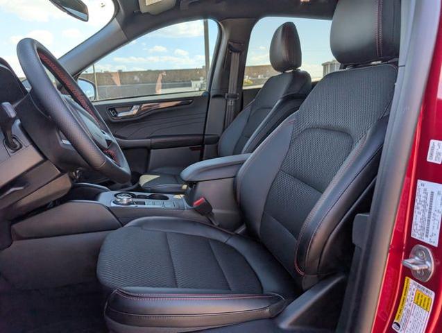 2026 Ford Escape ST-Line - Photo 50