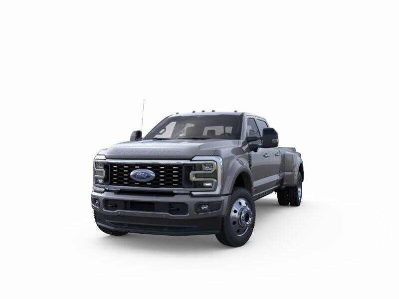 2026 Ford F-450 photo 3