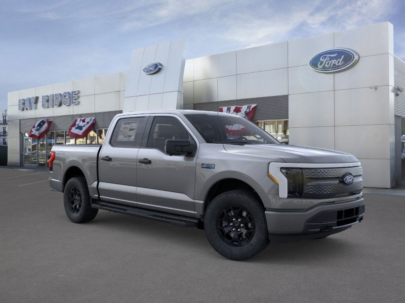 2025 Ford F-150 Lightning TRUCK 