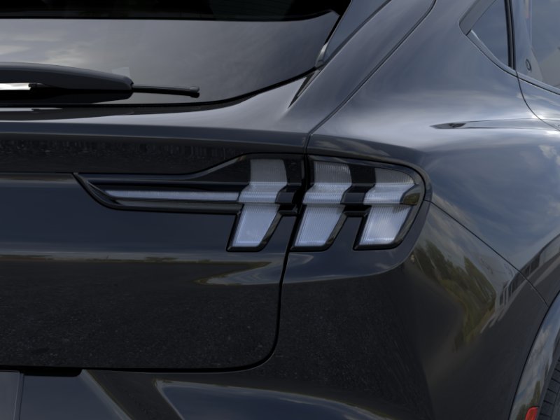 2025 Ford Mustang Mach-E GT - Photo 43