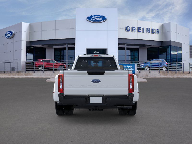 Thumbnail: 2025 Ford F-450 - 27