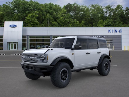 2025 Ford Bronco Badlands SUV