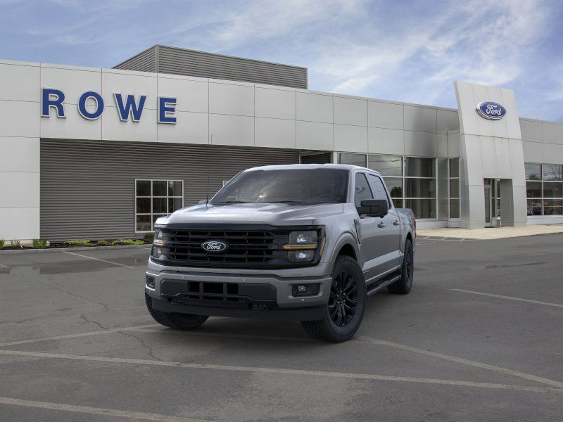 2025 Ford F-150 XLT photo 4