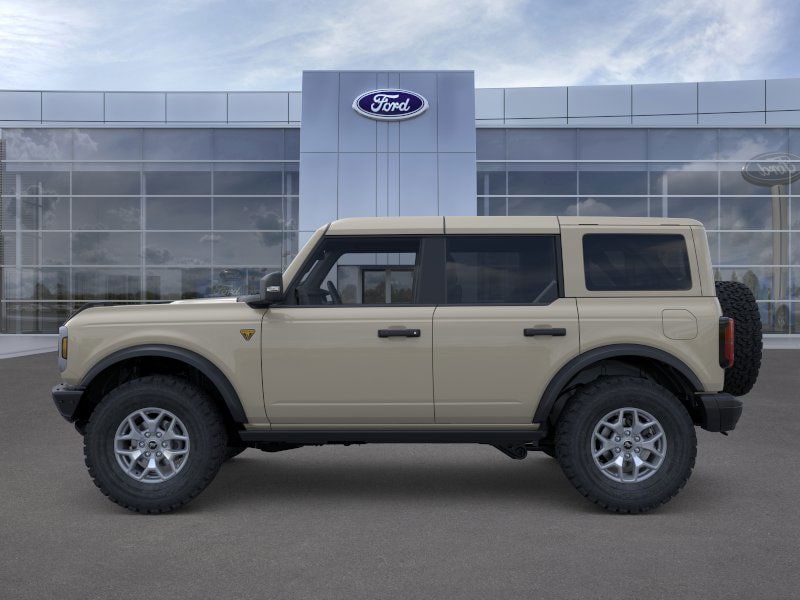 2025 Ford Bronco Badlands photo 7