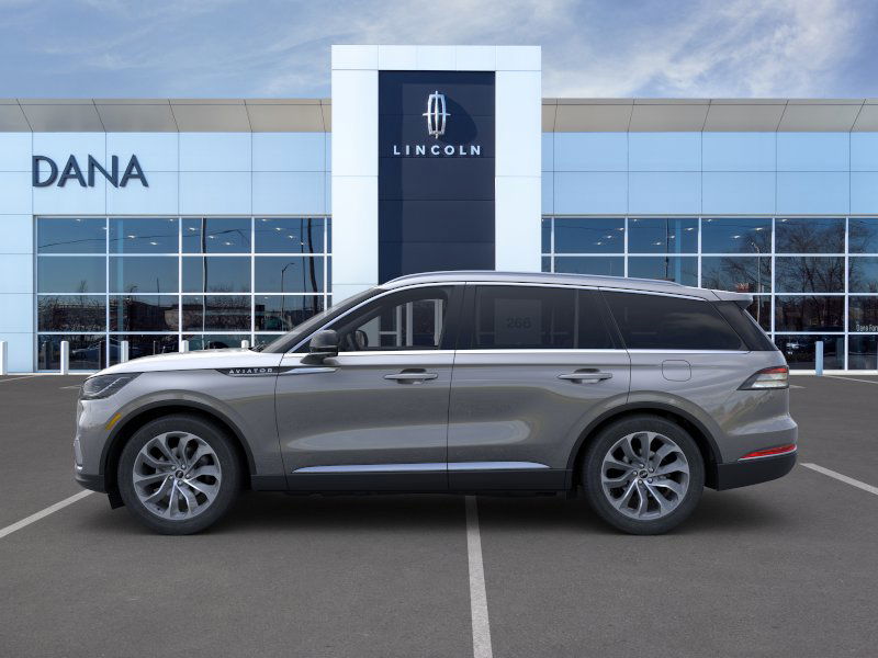 2025 Lincoln Aviator Reserve photo 3