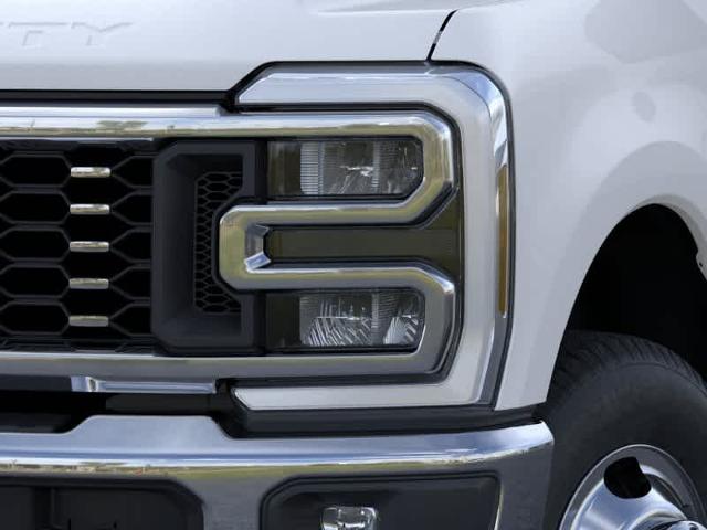 Thumbnail: 2024 Ford Econoline - 49