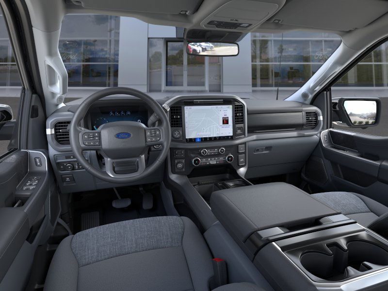 2025 Ford F-150 XLT - Photo 9