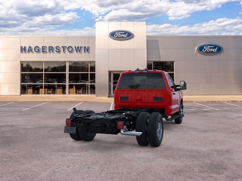 2026 Ford F-350 Super Duty Chassis Cab XL - Photo 8