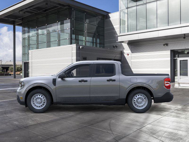 2025 Ford Maverick XL photo 2