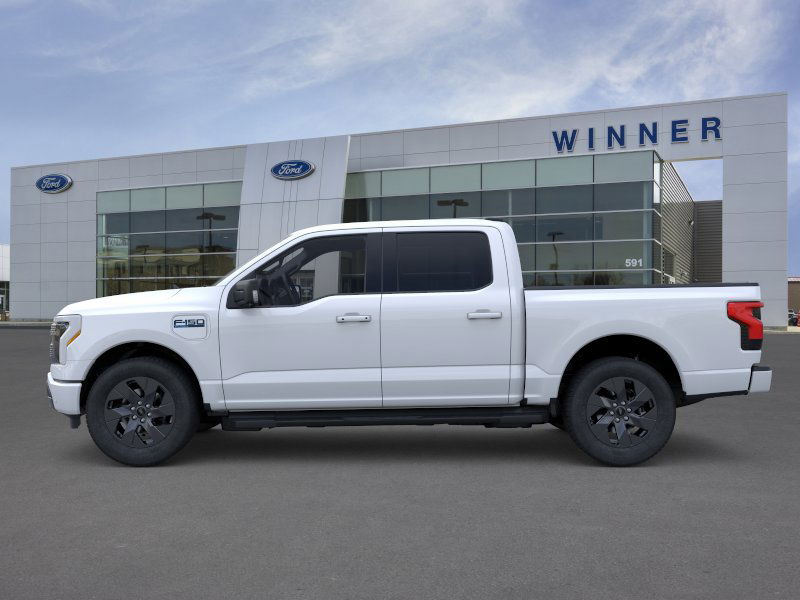 2025 Ford F-150 Lightning photo 3