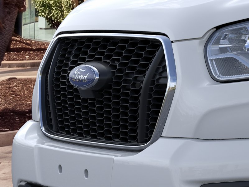 2025 Ford Transit Passenger Van XLT - Photo 17