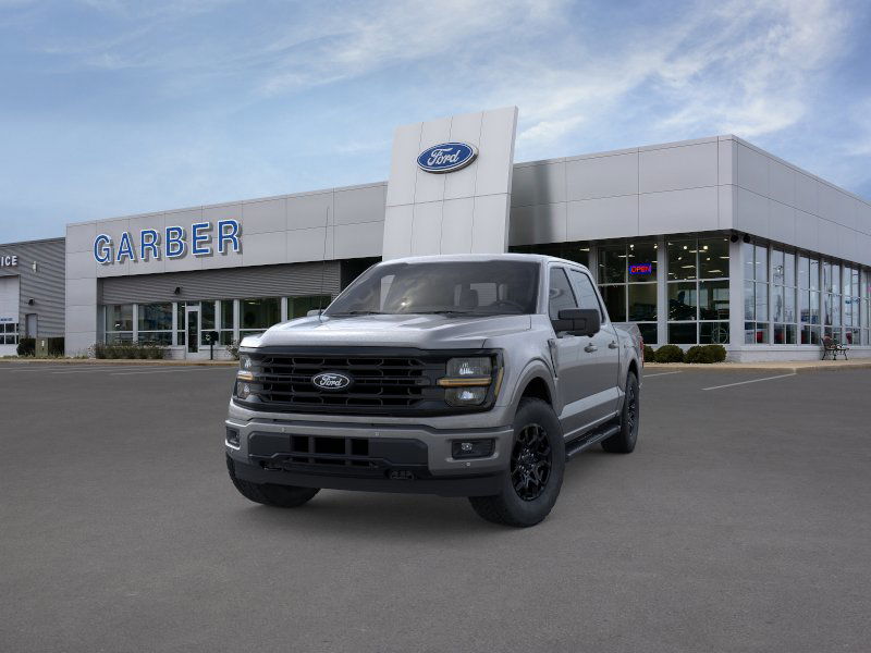 2025 Ford F-150 XLT photo 2