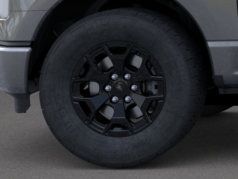 2025 Ford F-150 Lightning XLT photo 41