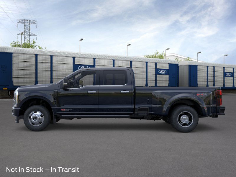 2025 Ford F-350 photo 3