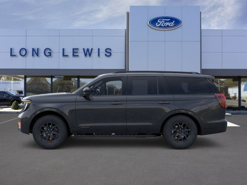 2025 Ford Expedition XLT photo 2