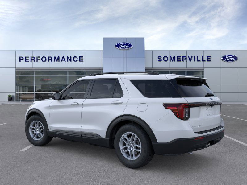 2026 Ford Explorer photo 3