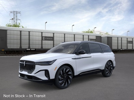 2025 Lincoln Nautilus Reserve SUV