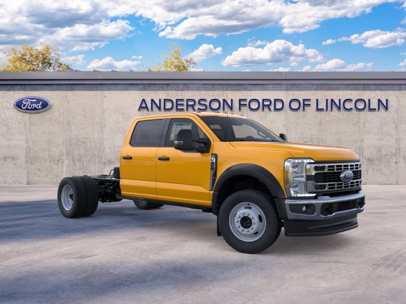 2025 Ford F-450 Super Duty Chassis Cab XLT - Photo 7