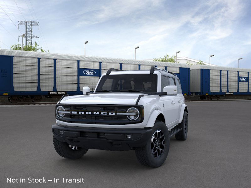 2024 Ford Bronco Outer Banks 2