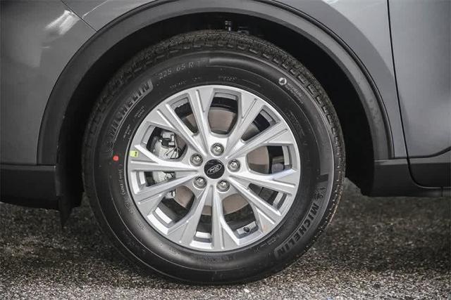 Thumbnail: 2024 Ford Escape - 34