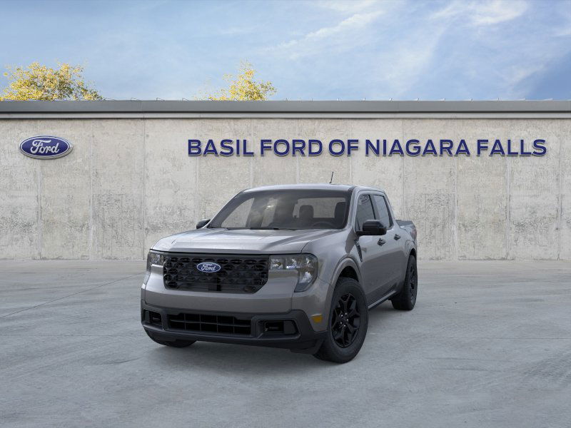 2025 Ford Maverick XLT photo 2