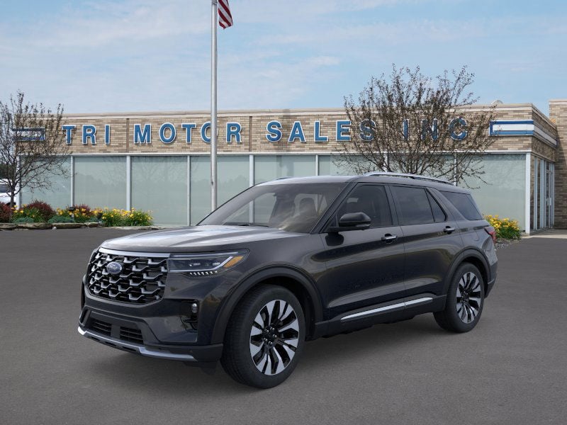 2026 Ford Explorer Platinum's photo