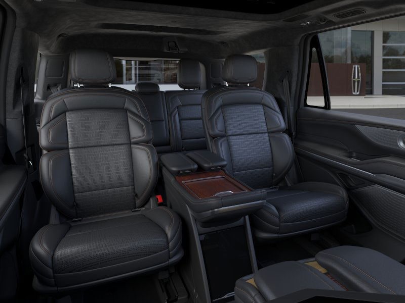 2025 Lincoln Navigator Black Label photo 11