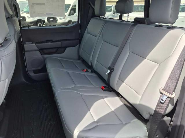 2026 Ford Super Duty F-350 SRW Chassis Cab F-350&reg; XL 4WD Crew Cab 179 WB 60 CA