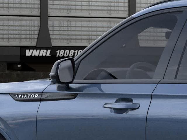 Thumbnail: 2026 Lincoln Aviator - 42