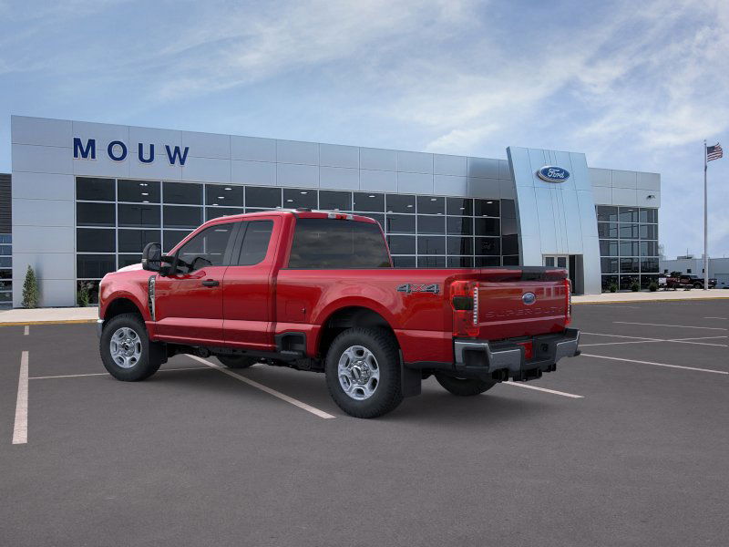 2026 Ford F-350 XLT photo 4