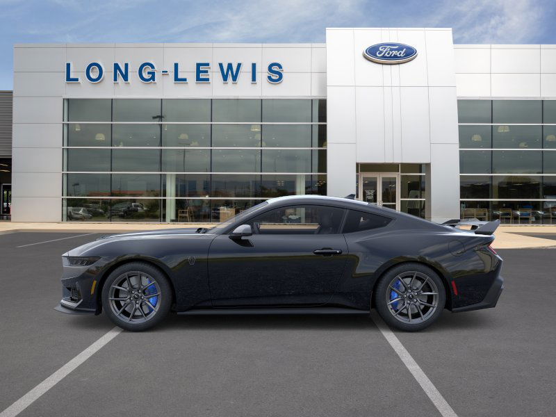 2025 Ford Mustang Dark Horse Deluxe photo 3