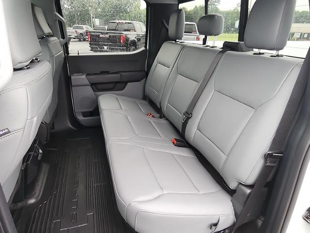2025 Ford F-450 Super Duty Chassis Cab XL - Photo 27