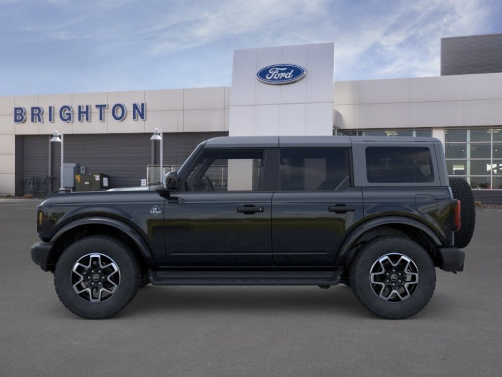 New 2026 Ford Bronco Outer Banks SUV