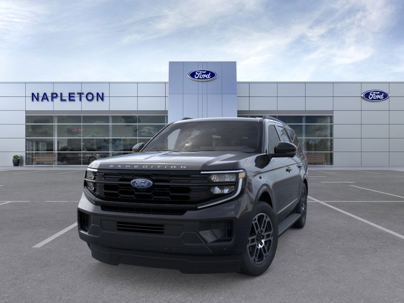 2025 Ford Expedition photo 2