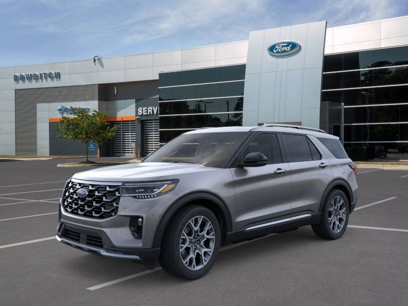 2025 Ford Explorer Platinum's photo