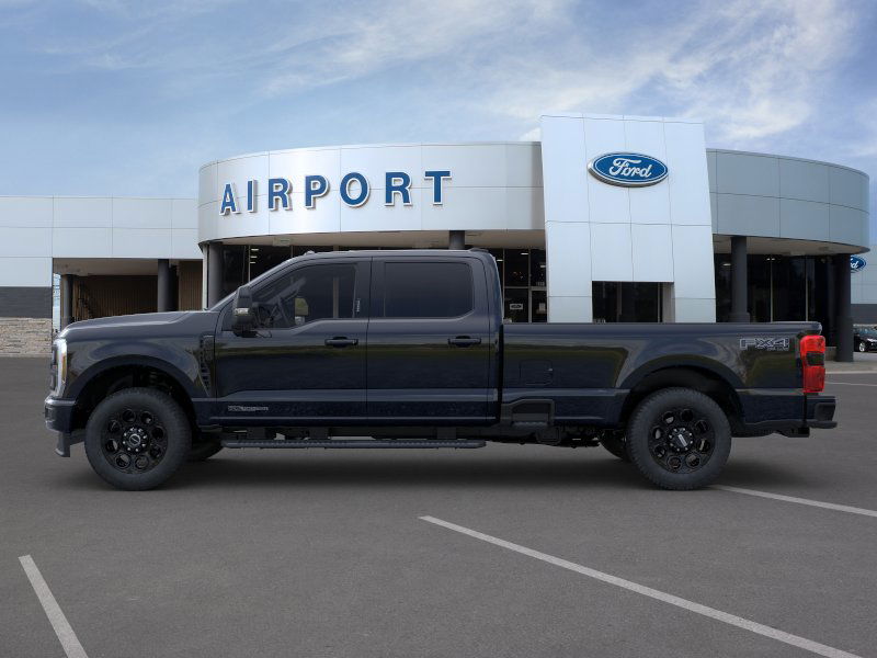 2025 Ford F-250 Lariat photo 3