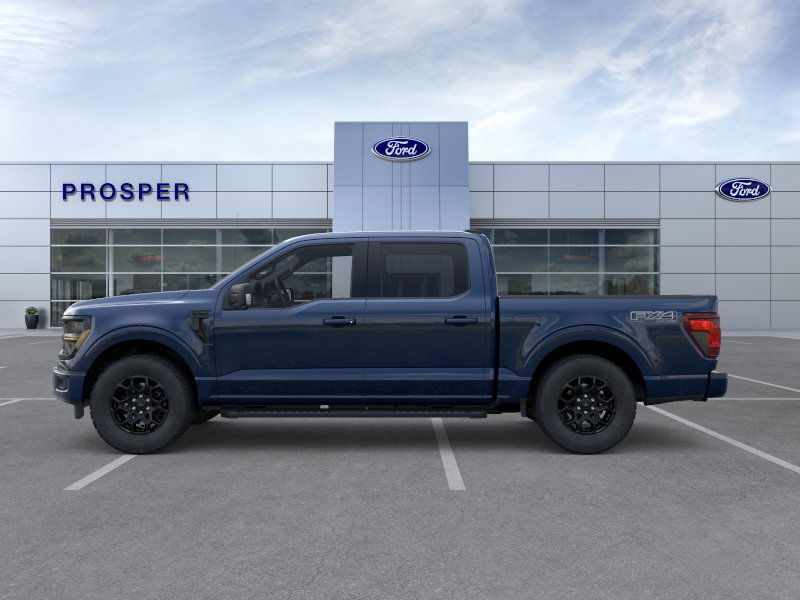 2025 Ford F-150 XLT photo 2