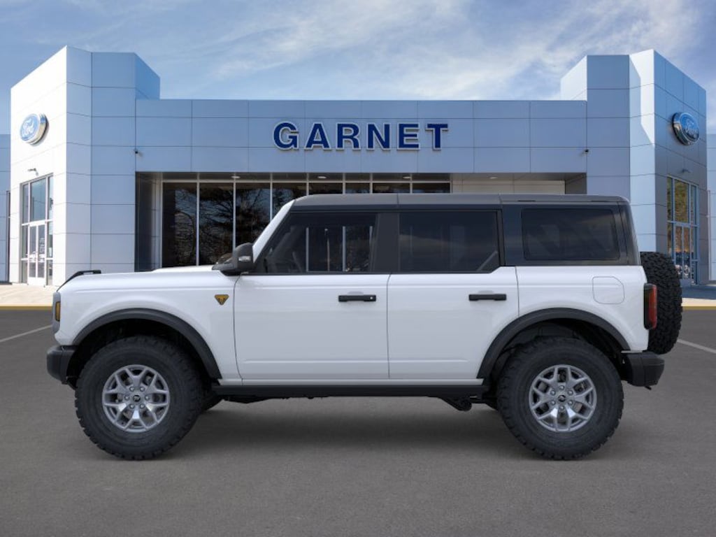 New 2025 Ford Bronco Badlands SUV