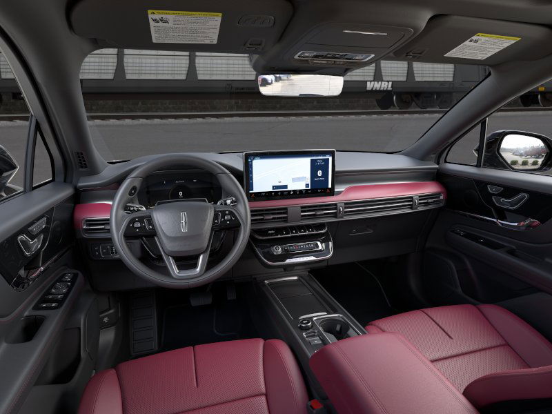 Thumbnail: 2026 Lincoln Corsair - 32